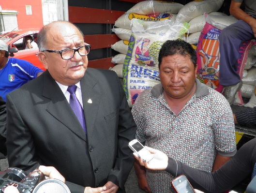 arroyo-entega-viveres-pca